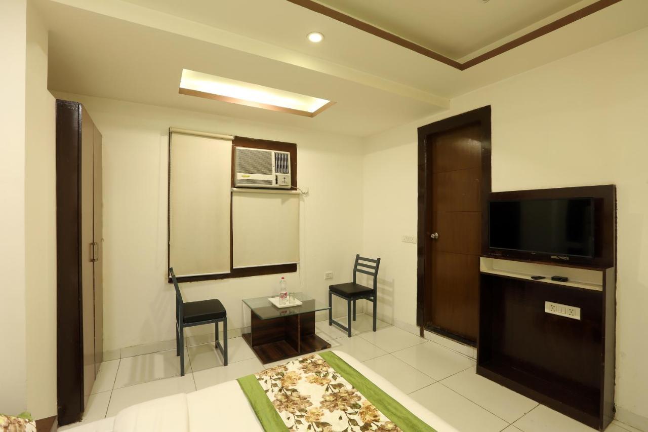 Hotel Qualia Suites At Delhi Airport New Delhi Bagian luar foto