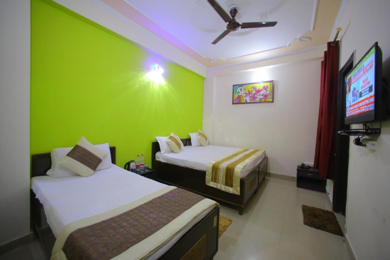 Hotel Qualia Suites At Delhi Airport New Delhi Bagian luar foto