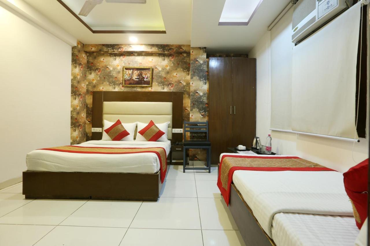 Hotel Qualia Suites At Delhi Airport New Delhi Bagian luar foto