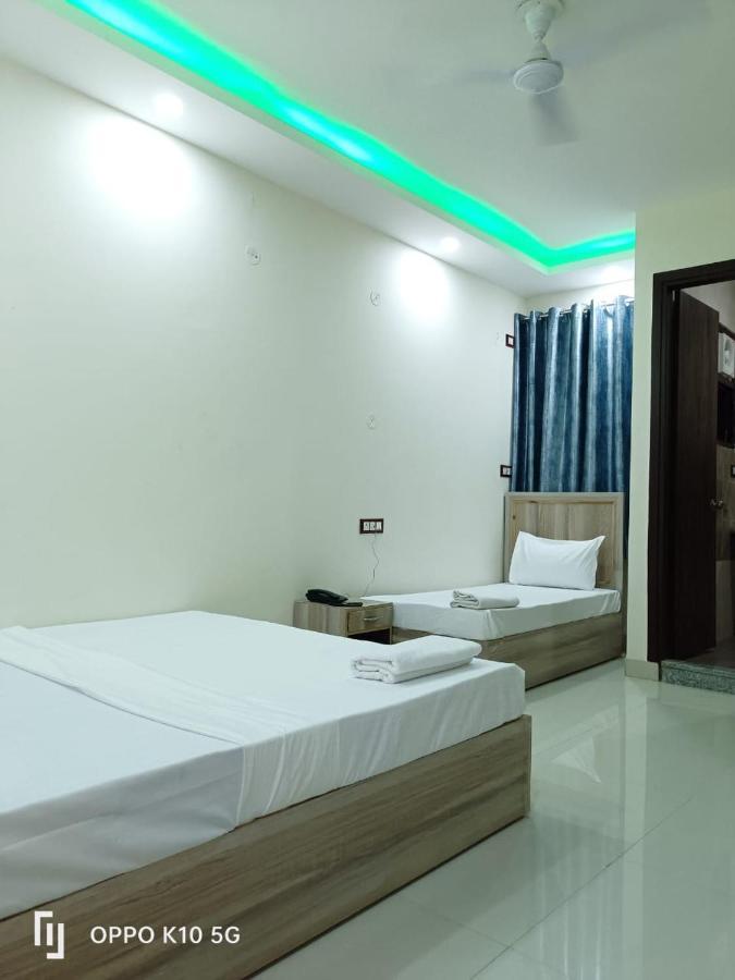 Hotel Qualia Suites At Delhi Airport New Delhi Bagian luar foto